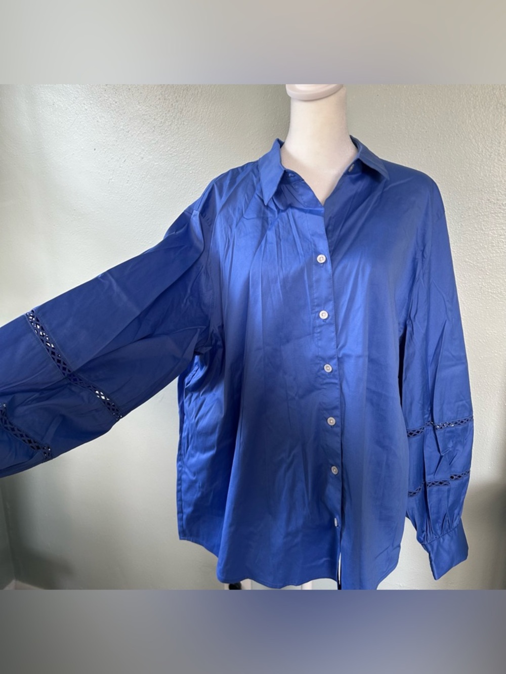 Chico’s Women's Blue Button-Up Shirt